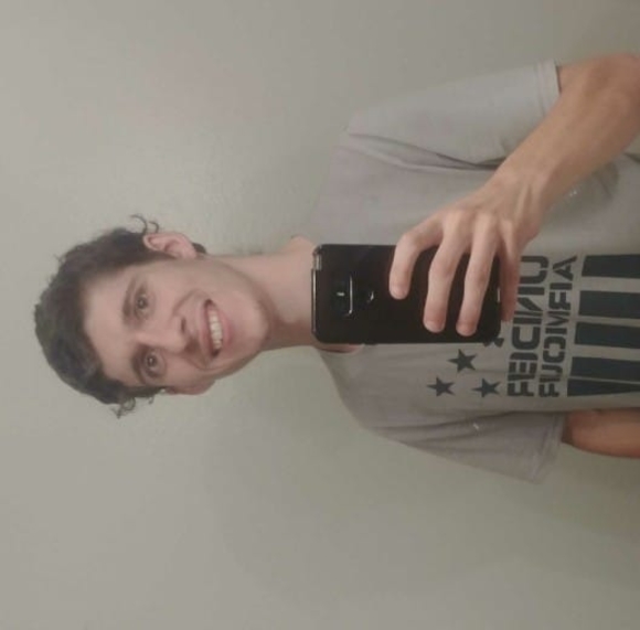 Profile Picture of Brandon Appolito (@brandon06011996) on Poshmark