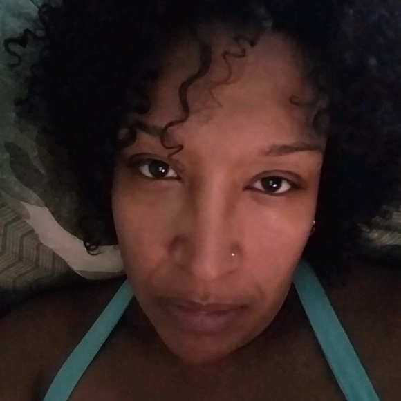 Profile Picture of Kim Butcher (@mzgood2u) on Poshmark