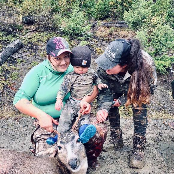 Profile Picture of Tahlia Mcivor (@xox_tahlia_xox) on Poshmark