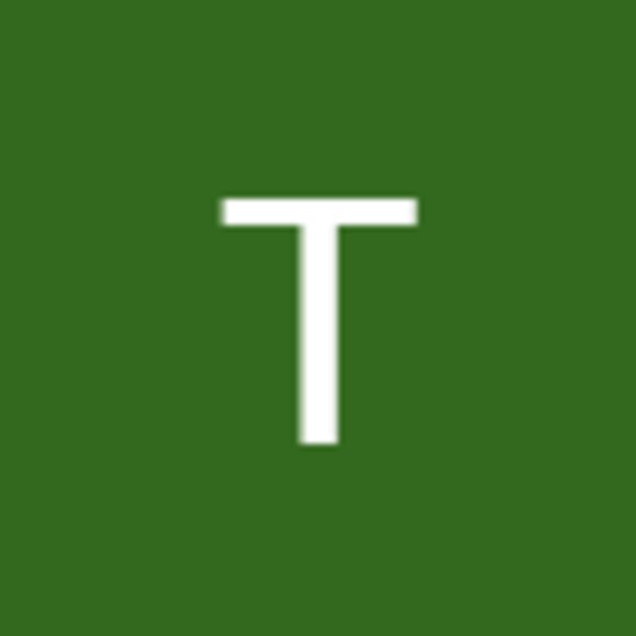 Profile Picture of Tracy Rovezzi (@tracy4rovezzis) on Poshmark