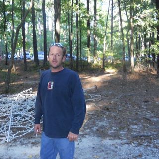 Profile Picture of Brett Newbury (@brett.newbury) on Facebook