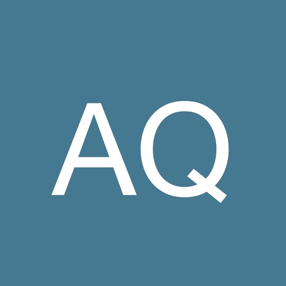 Amanda Quevedo - Poshmark Profile Picture of Amanda Quevedo (@aquevedo142) on Poshmark