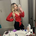 Profile Picture of danielle nicole🌸🧚🏼‍♀️ (@daniellemaple) on Instagram