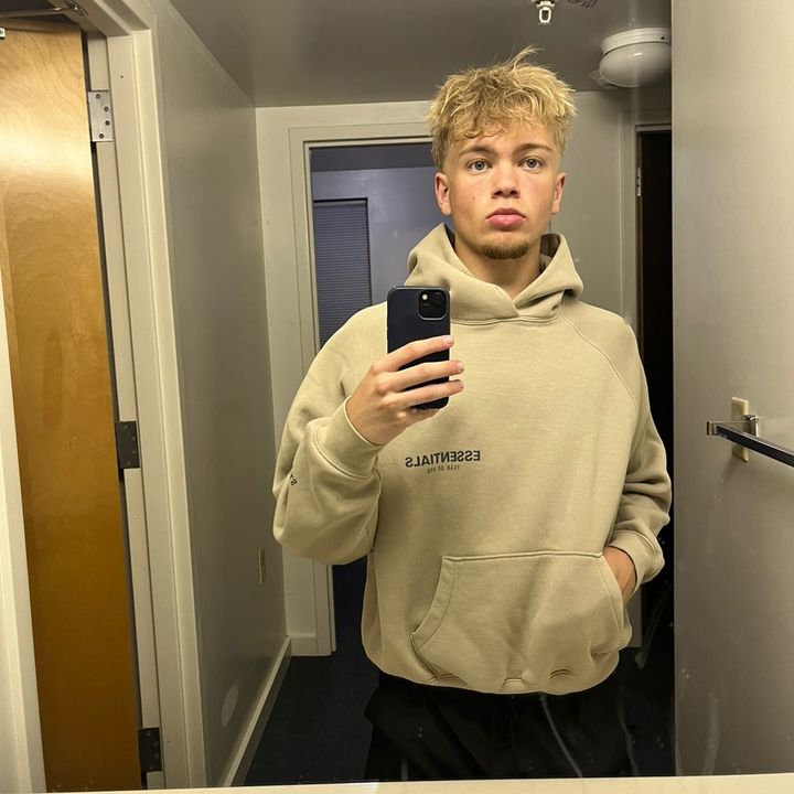 Profile Picture of chris (@chriss.davies) on Tiktok