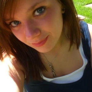 Profile Picture of Julie Adner (@pinkneon) on Myspace