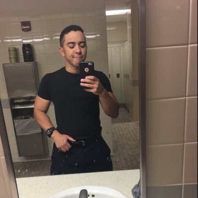 Anthony Shields - Twitter Profile Picture of Anthony Shields (@Twony_baby) on Twitter