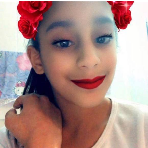 Profile Picture of Yeya Cambar (@yeyacambar) on Poshmark