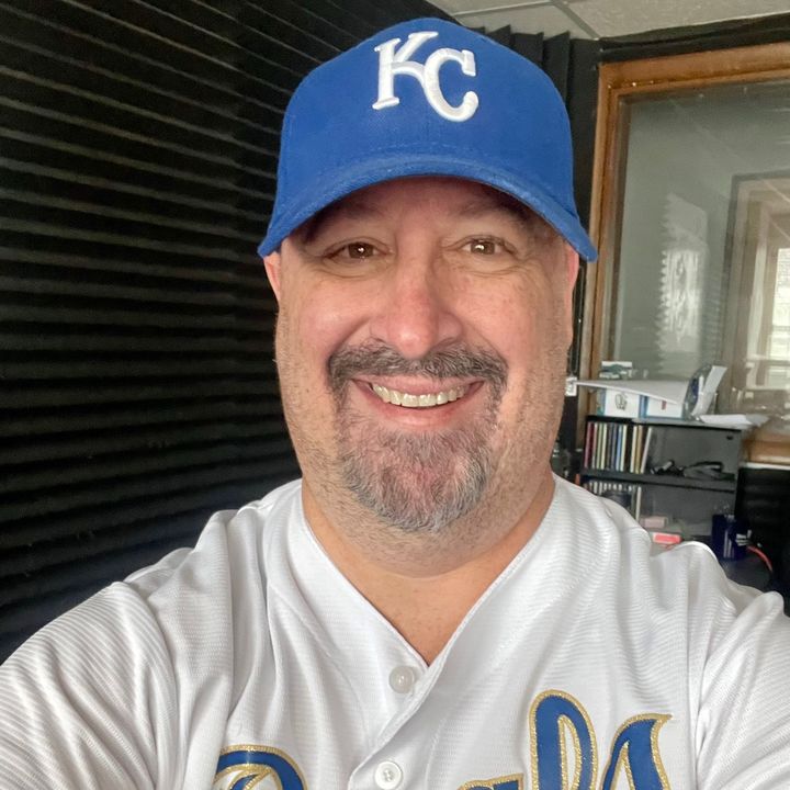 Profile Picture of Steve Kiser (@@radioman68) on Tiktok