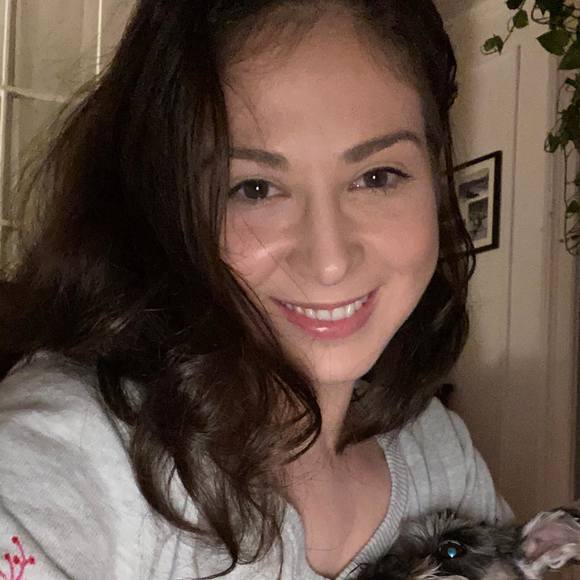 Profile Picture of Amanda Carambot (@amandacarambot) on Poshmark