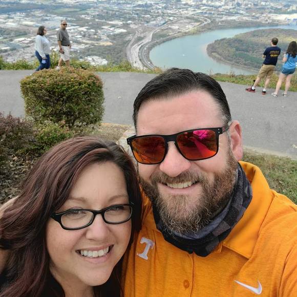 Profile Picture of Shelli Riffey (@hairchic94) on Poshmark