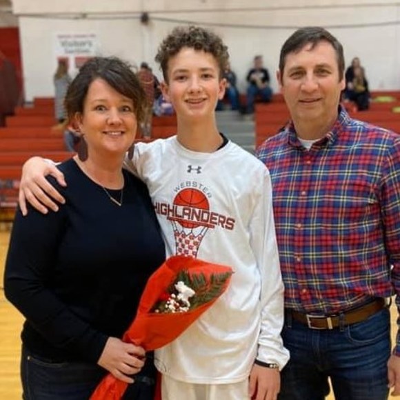 Profile Picture of Johnna Miller (@johnnamiller) on Poshmark