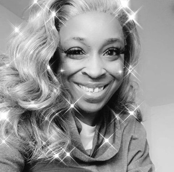 Profile Picture of Kim Stamps (@kim_stamps) on Poshmark