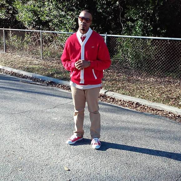 Profile Picture of Thomas Bethea (@tom_tom79) on Poshmark