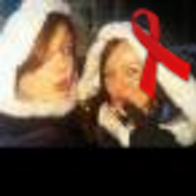 Profile Picture of Rox McNamara-Francis (@RoxyPenguin) on Twitter