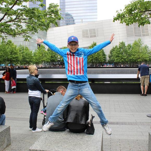 Profile Picture of Joris Benotas (@jorisbenotas) on Poshmark