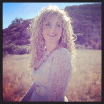 Profile Picture of Caitlin Doyle-Smith (@LadySmoothHound) on Twitter