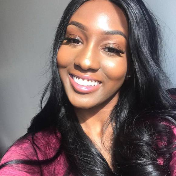 Profile Picture of Melda Adjei (@meldaadjei) on Poshmark