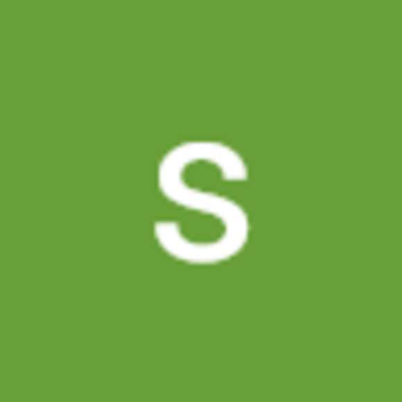 Profile Picture of Sandra Klicker (@sandraklicker28) on Poshmark