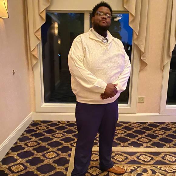 Profile Picture of Chris Louis (@chris_louis) on Poshmark