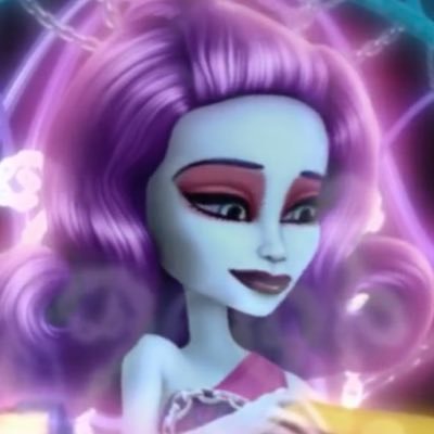 Profile Picture of Ug (@ENTR6PYS) on Twitter