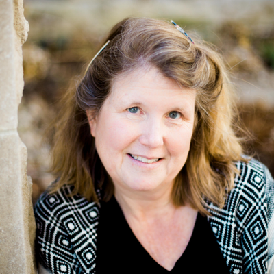 Profile Picture of Amy Cornell (@moongirlmomma) on Twitter