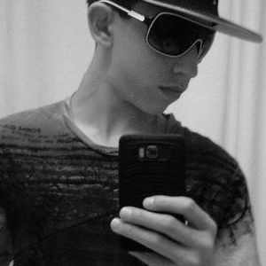 Profile Picture of Bobby Grant (@moneygmoney) on Myspace