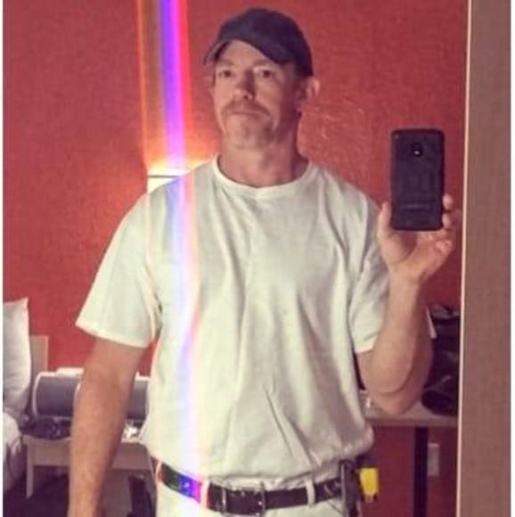 Profile Picture of Darrell Morrison (@darrellmorrison) on Poshmark