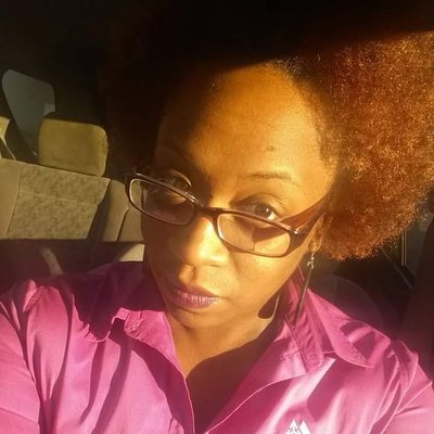 Profile Picture of Shay Brewer-Johnson (@DivaWithFro) on Twitter