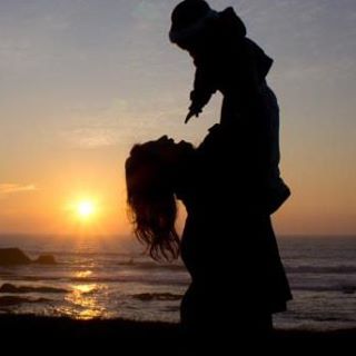 Profile Picture of Rongrong Qi (@heather.qi) on Facebook