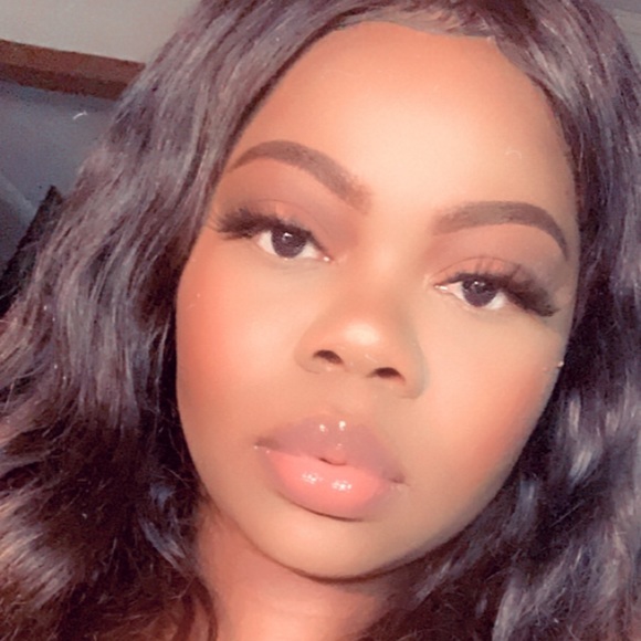 Profile Picture of Latasha Ware (@latash92) on Poshmark