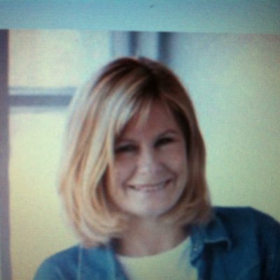 Profile Picture of Julia Carrington (@petHousemindg) on Twitter