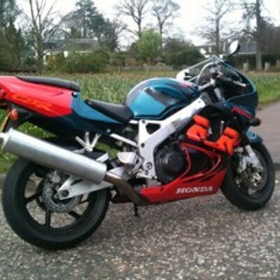 Profile Picture of Jim Mcconnell (@MrBruce101) on Twitter