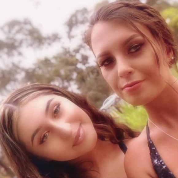 Profile Picture of Alena Kocak (@alenakocak) on Poshmark