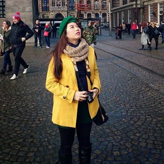 Profile Picture of Deborah Yong (@deborah.yong.1800) on Facebook
