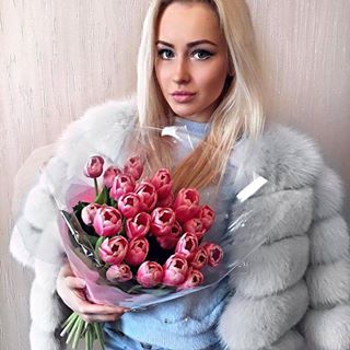 Profile Picture of Paige Weeks (@paige.weeks.1291) on Facebook