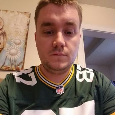 Profile Picture of Adam Yarbrough (@madethemove) on Twitter