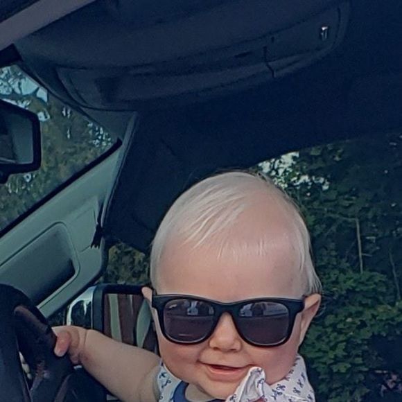 Ralph Brown - Poshmark Profile Picture of Ralph Brown (@jinxed05) on Poshmark