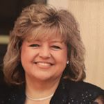 Profile Picture of Kim Hollinger Villio (@kimvillio) on Instagram