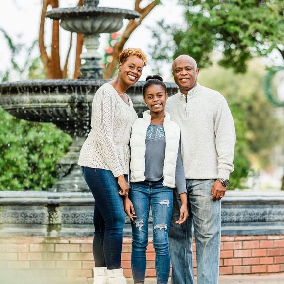 Profile Picture of Tanisha Fenderson (@mistscot) on Poshmark