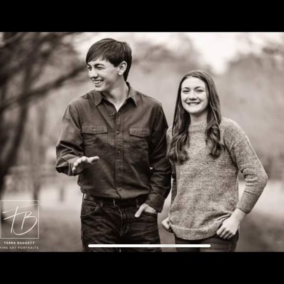 Profile Picture of Heather lee Sowell (@cws_hls) on Poshmark