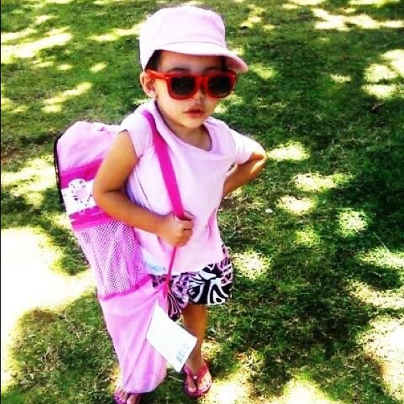 Profile Picture of Isabelle Cabral (@808nokaoi) on Poshmark