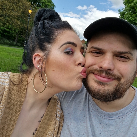 Profile Picture of Andrew Evans elson (@andyel67) on Poshmark