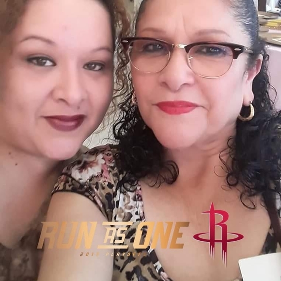 Profile Picture of Berta Rivera (@riveraberta) on Poshmark