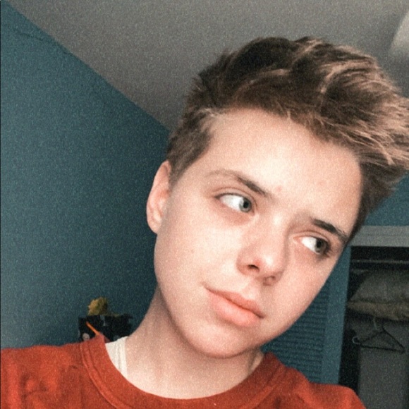Profile Picture of Joseph Morehead (@trickyfrogs) on Poshmark