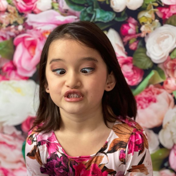 Profile Picture of Shirleyanne Arthur (@shirlzosa) on Poshmark