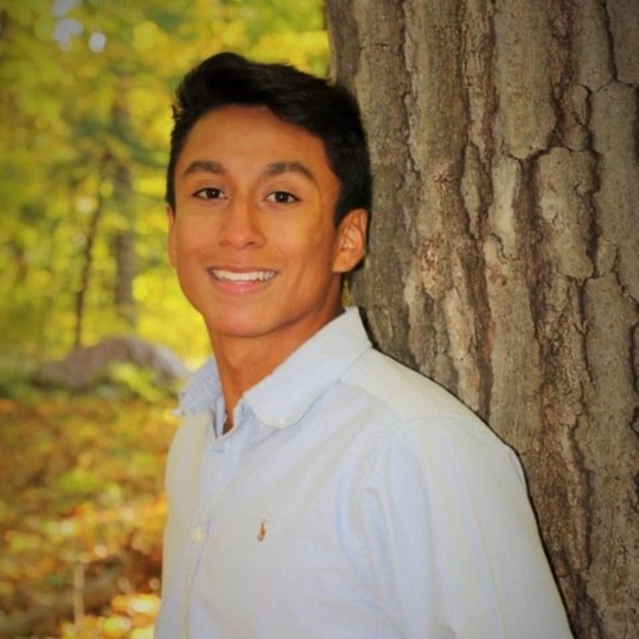 Profile Picture of Richard Martinez (@richy0407) on Poshmark