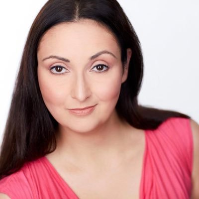 Profile Picture of Roseann Puzo (@RoPuzo) on Twitter