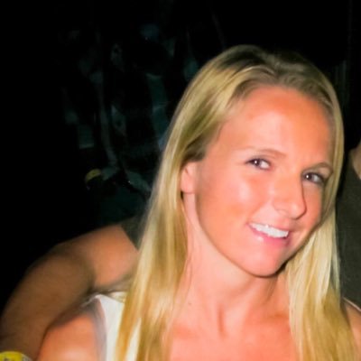Profile Picture of Rebecca Groh (@Becky_Groh) on Twitter