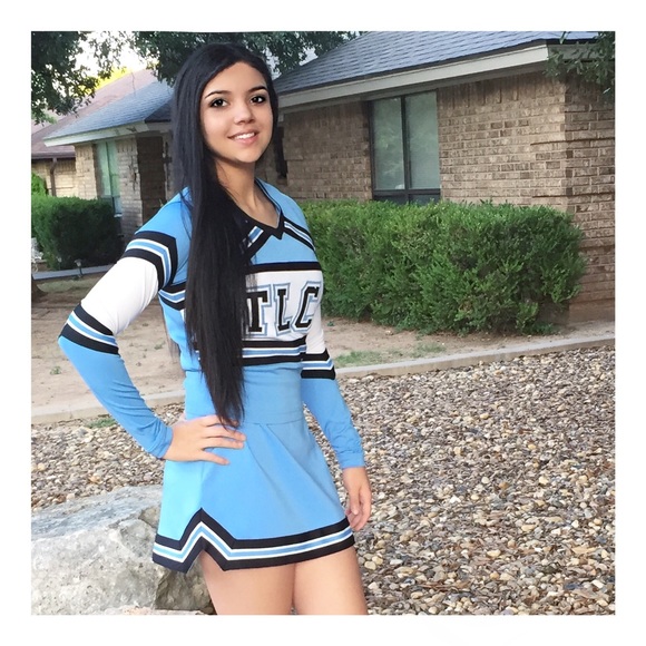 Profile Picture of Tori Morales (@torimorales18) on Poshmark