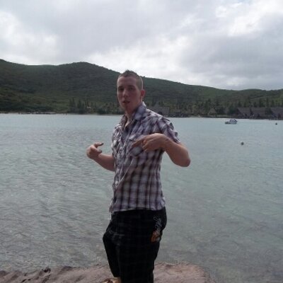 Profile Picture of Paternoster Chris (@vaness_nenette) on Twitter